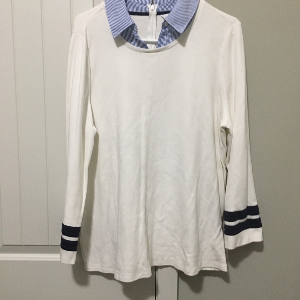 Women’s long sleeve top